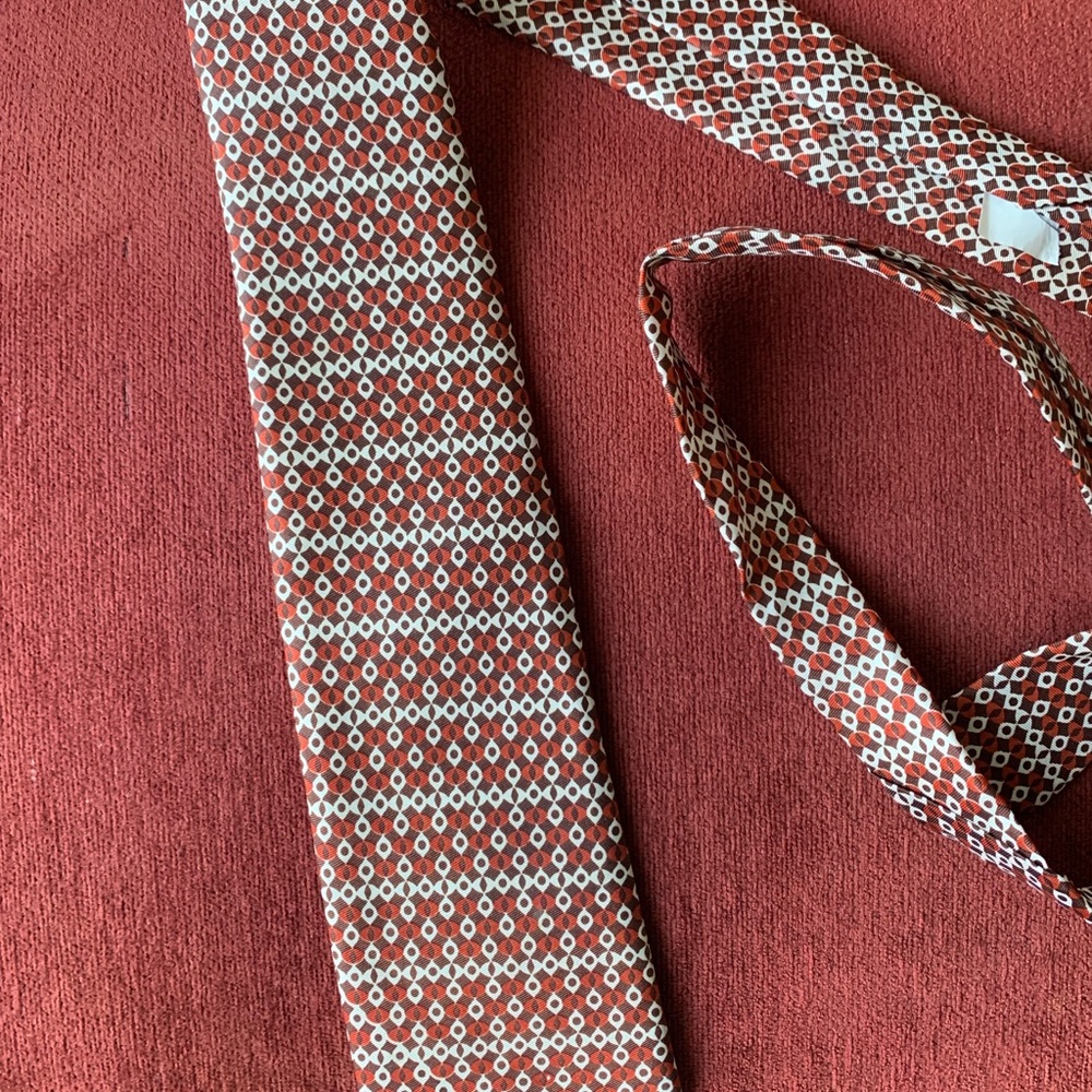 Tie